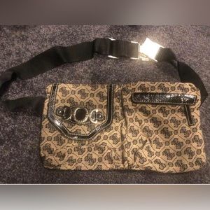 Guess Logo belted carry all